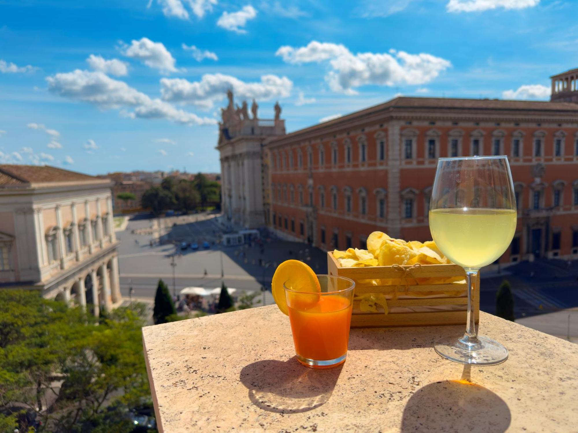 Casa Cecilia, Rome